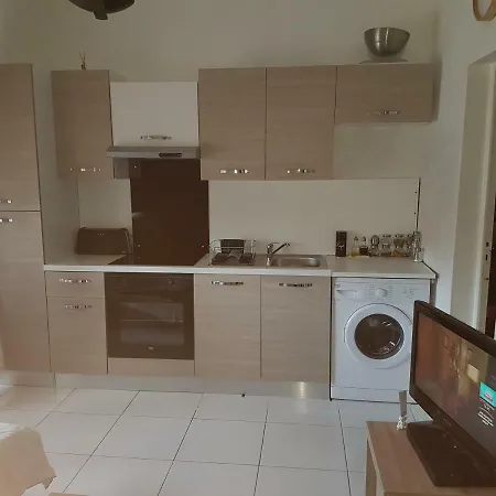 Studio Centre Les Pins Apartamento *